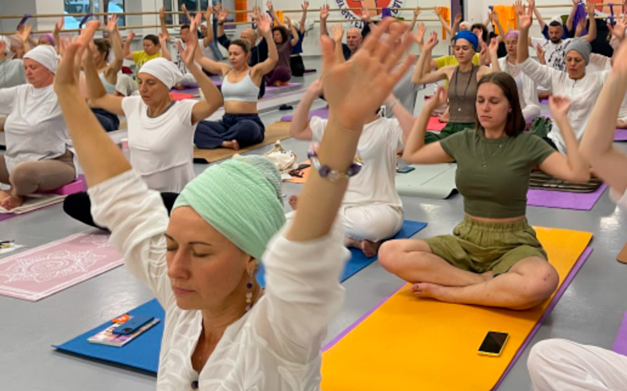 Kundalini Yoga teacher training 1st level