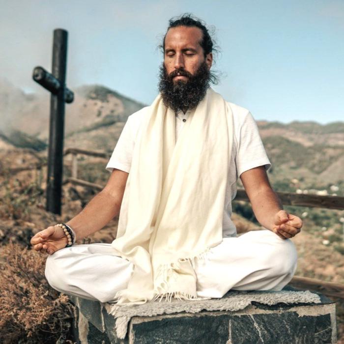 Jeevan Mukta lecture training seminar. Kundalini yoga and meditation Ukraine. Registration. Meditative healing